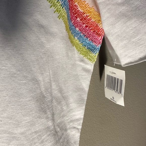 NWT Epcot Disney Park Rainbow Embroidery Ringer Tee w/ Rolled Hem - unisex small - Picture 10 of 10